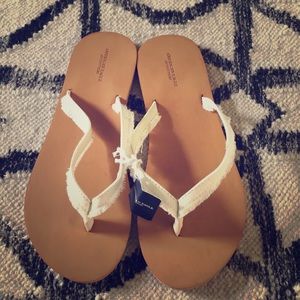 NWT American Eagle Outfitters Leather Flip Flops